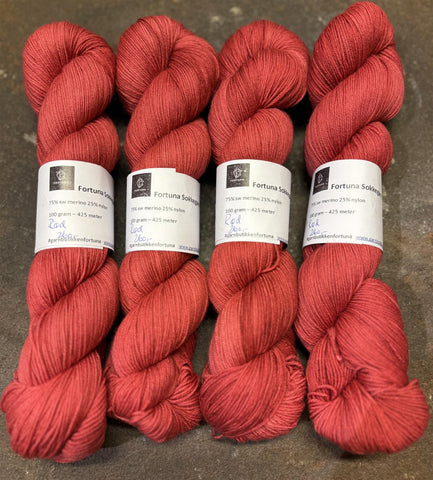 Rød -  Fortunas Sokkegarn