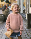 Novice Sweater Junior - Mohair edition av PetitKnit